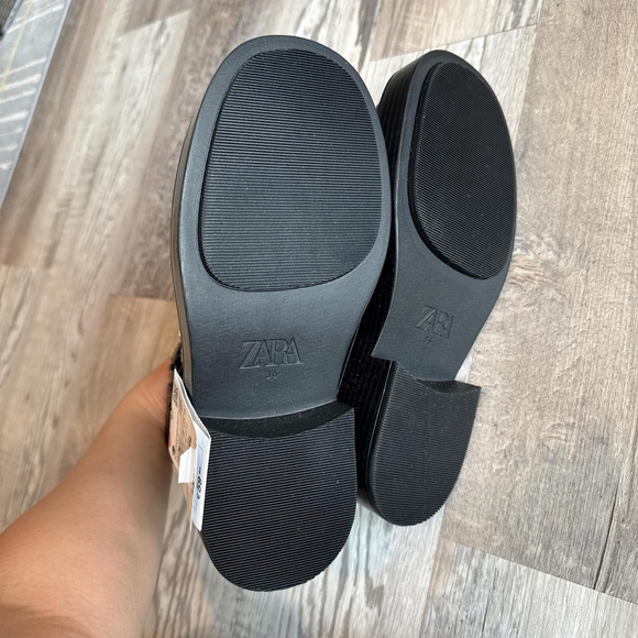 ZARA FLAT CROCODILE-EFFECT ANKLE BOOTS - Size 6 or 36 - Picture 7 of 8